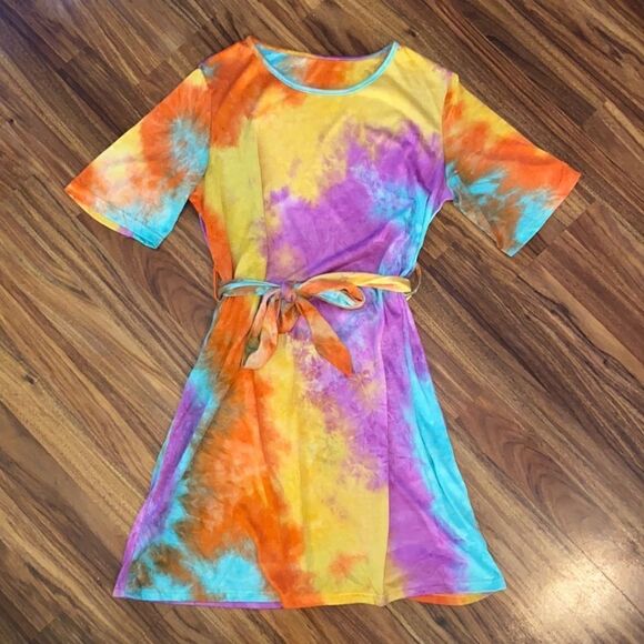Shein NWOT Rainbow Short Sleeve Tie-Dye Dress w Belt Womens Size S - Picture 1 of 6